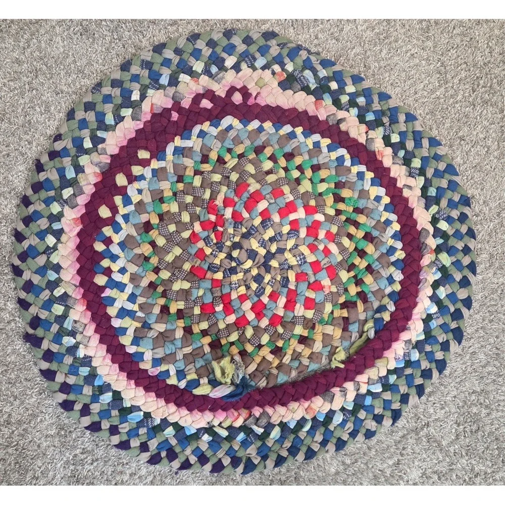 Vintage Handmade Braided Rag Rug Round Farmhouse Cabin Cottage Boho Folk Art 30